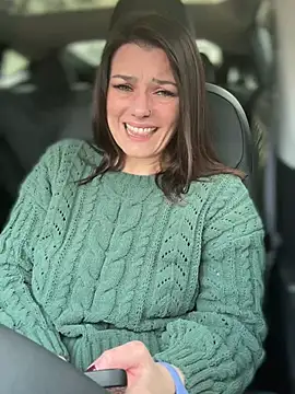 Snapshot of LadyLena1 chatting on December 23, 5:43 pm LadyLena1 online show from December 23, 5:43 pm