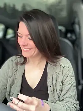 Snapshot of LadyLena1 chatting on January 1, 5:55 pm LadyLena1 online show from January 1, 5:55 pm