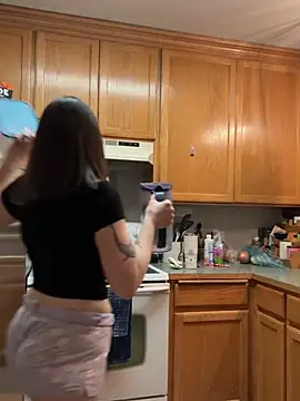 Snapshot of LadyLena1 chatting on January 4, 2:56 am LadyLena1 online show from January 4, 2:56 am