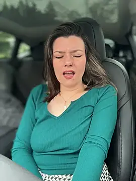 Snapshot of LadyLena1 chatting on January 5, 9:14 pm LadyLena1 online show from January 5, 9:14 pm