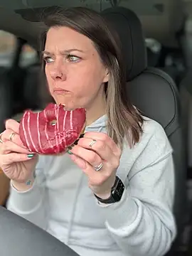 Snapshot of LadyLena1 chatting on January 11, 9:36 pm LadyLena1 online show from January 11, 9:36 pm