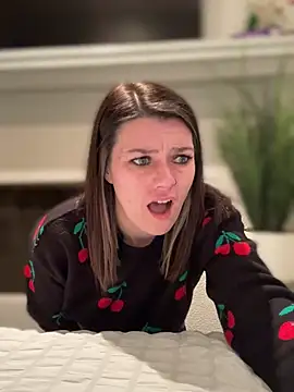 Snapshot of LadyLena1 chatting on January 16, 12:55 am LadyLena1 online show from January 16, 12:55 am