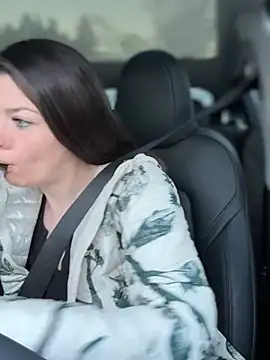 Snapshot of LadyLena1 chatting on January 19, 4:14 pm LadyLena1 online show from January 19, 4:14 pm