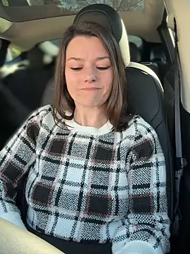 Snapshot of LadyLena1 chatting on January 22, 9:32 pm LadyLena1 online show from January 22, 9:32 pm