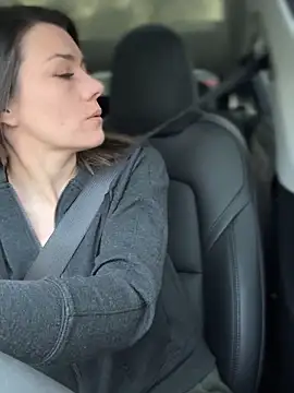 Snapshot of LadyLena1 chatting on January 23, 4:15 pm LadyLena1 online show from January 23, 4:15 pm