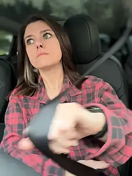 Snapshot of LadyLena1 chatting on January 24, 12:09 am LadyLena1 online show from January 24, 12:09 am