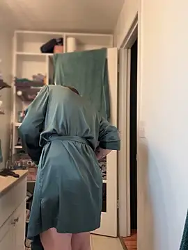 Snapshot of LadyLena1 chatting on January 24, 6:14 pm LadyLena1 online show from January 24, 6:14 pm