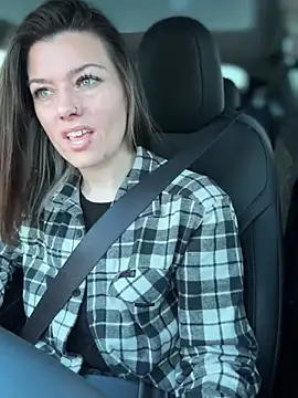 Snapshot of LadyLena1 chatting on January 25, 4:24 pm LadyLena1 online show from January 25, 4:24 pm