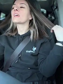 Snapshot of LadyLena1 chatting on January 26, 4:09 pm LadyLena1 online show from January 26, 4:09 pm