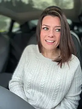 Snapshot of LadyLena1 chatting on January 30, 6:54 pm LadyLena1 online show from January 30, 6:54 pm