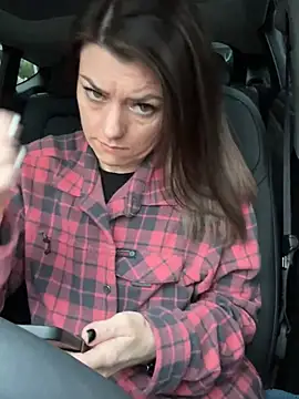 Snapshot of LadyLena1 chatting on February 2, 4:00 pm LadyLena1 online show from February 2, 4:00 pm