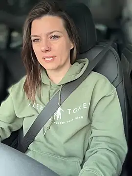 Snapshot of LadyLena1 chatting on February 7, 9:26 pm LadyLena1 online show from February 7, 9:26 pm