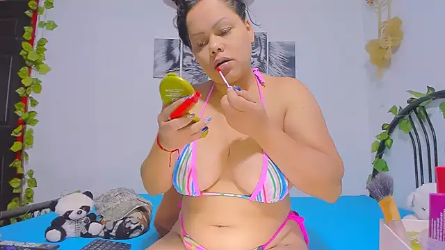 Alhelqueen online show from November 5, 5:46 pm