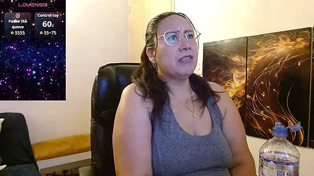 amalia brunette online show from January 16, 11:20 pm