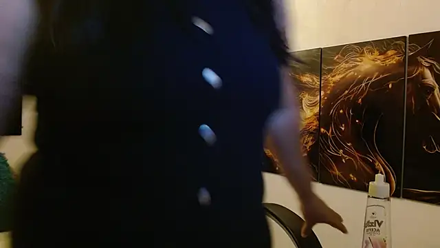 amalia brunette online show from March 14, 11:32 pm