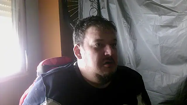 porkorossy online show from April 8, 7:52 am