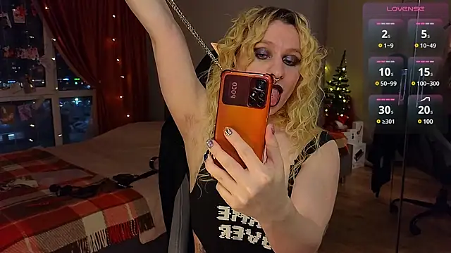 Lori Myaf online show from February 3, 5:46 pm