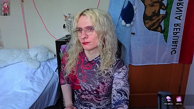 Snapshot of Lori_Myaf chatting on April 23, 2:52 pm Lori Myaf online show from April 23, 2:52 pm