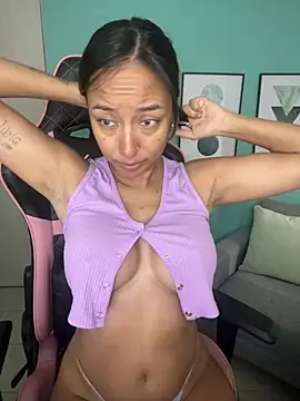 DianaHopson online show from January 24, 12:10 pm