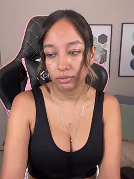 DianaHopson online show from March 2, 11:50 am