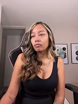 DianaHopson online show from October 14, 10:05 am