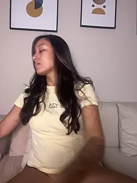 DianaHopson online show from June 26, 2:27 am