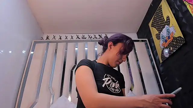 AngelaLinaresx69 online show from January 7, 9:06 pm