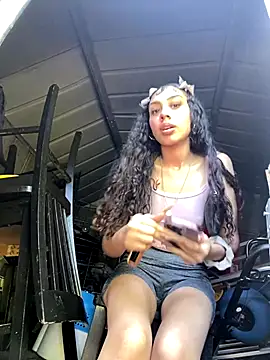 Snapshot of badbaby187 chatting on October 14, 6:42 pm badbaby187 online show from October 14, 6:42 pm