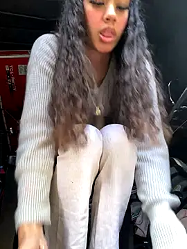 Snapshot of badbaby187 chatting on October 23, 2:49 pm badbaby187 online show from October 23, 2:49 pm