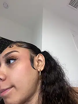 Snapshot of badbaby187 chatting on June 12, 7:51 am badbaby187 online show from June 12, 7:51 am