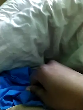 Snapshot of Niladri1410 chatting on December 21, 12:27 pm Niladri1410 online show from December 21, 12:27 pm