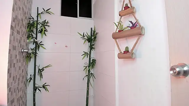 keissy rincon  online show from November 7, 8:31 pm