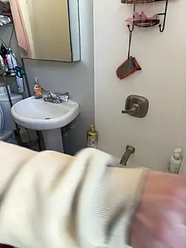 demonslayerr999 online show from January 13, 6:38 pm