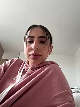 Ameellie online show from February 16, 5:15 pm