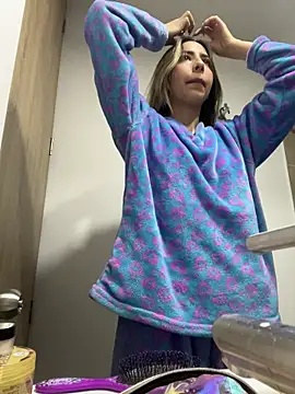 Ameellie online show from October 30, 5:02 pm