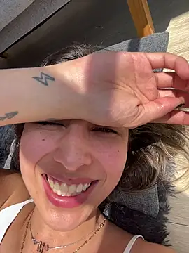 Ameellie online show from February 28, 3:46 pm