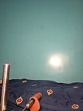 IsabellaEtthan Emmanuelah online show from February 6, 10:15 am