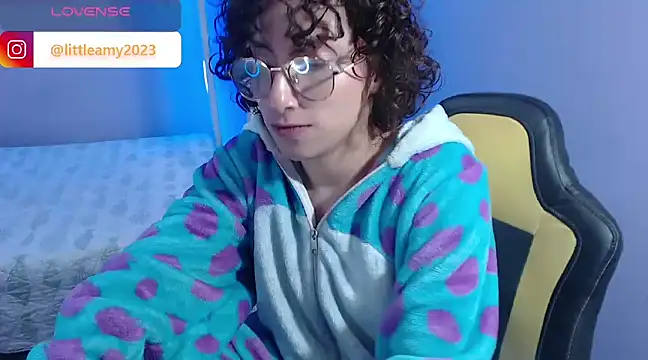 little  amy  online show from January 20, 5:59 pm