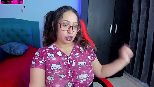 charlotee lovee69 online show from February 23, 4:28 am