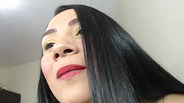 Snapshot of celeste_2023 chatting on December 14, 6:35 am celeste 2023 online show from December 14, 6:35 am