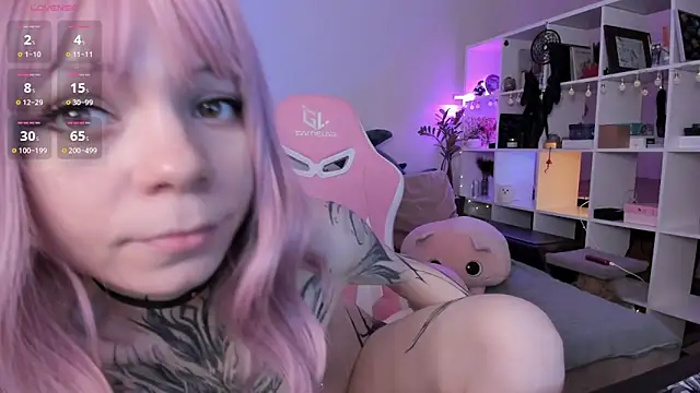  ChloeSweeet  online show from March 13, 11:30 am