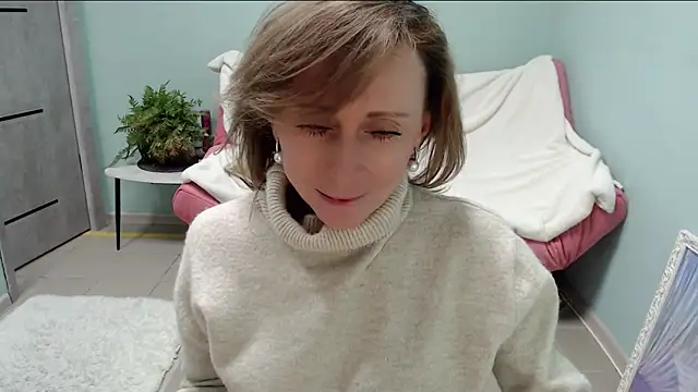 Snapshot of HornyMilf_777 chatting on March 7, 12:01 pm HornyMilf 777 online show from March 7, 12:01 pm