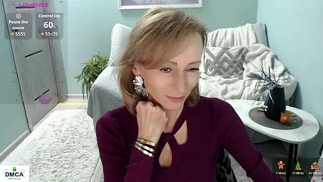 HornyMilf 777 online show from April 7, 7:20 am