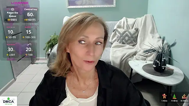 HornyMilf 777 online show from May 28, 7:16 am