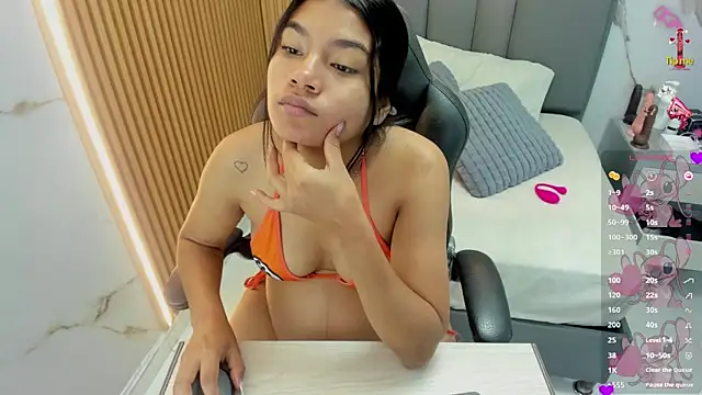 Snapshot of MILEY_JOAS2 chatting on July 15, 12:32 pm MILEY JOAS2 online show from July 15, 12:32 pm
