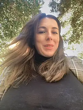 Snapshot of MommmyYummy chatting on September 25, 9:35 am MommmyYummy online show from September 25, 9:35 am