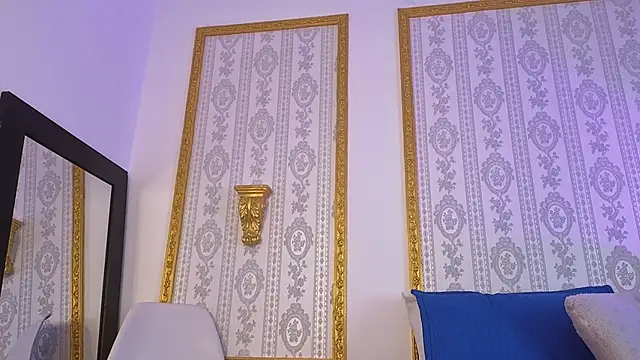 CandyQueenGold online show from November 17, 6:35 pm