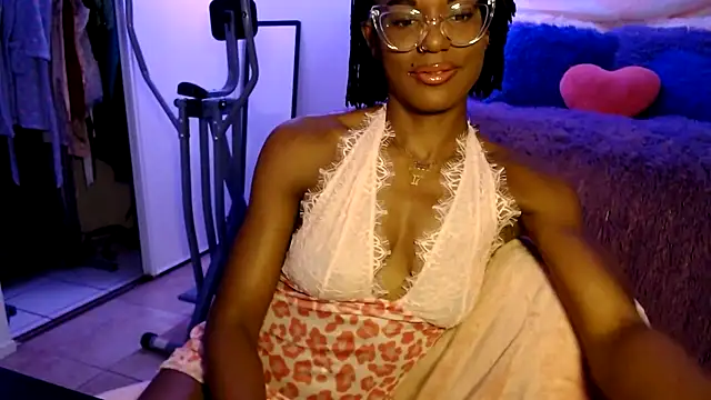 Snapshot of CocoSage chatting on June 15, 5:42 am CocoSage online show from June 15, 5:42 am