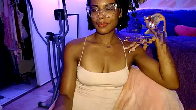 Snapshot of CocoSage chatting on June 23, 5:27 am CocoSage online show from June 23, 5:27 am