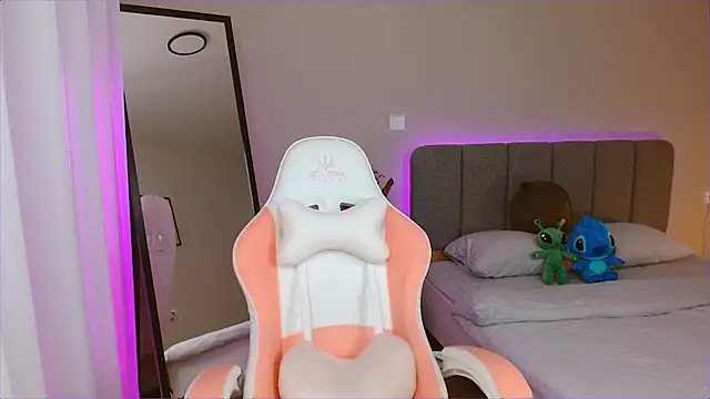 Snapshot of Mrs_Tory chatting on January 23, 3:26 am Mrs Tory online show from January 23, 3:26 am